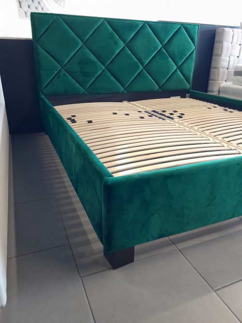 Egzemplarz ekspozycyjny, Łóżko 180x200 + stelaż elastyczny w cenie 1499 zł